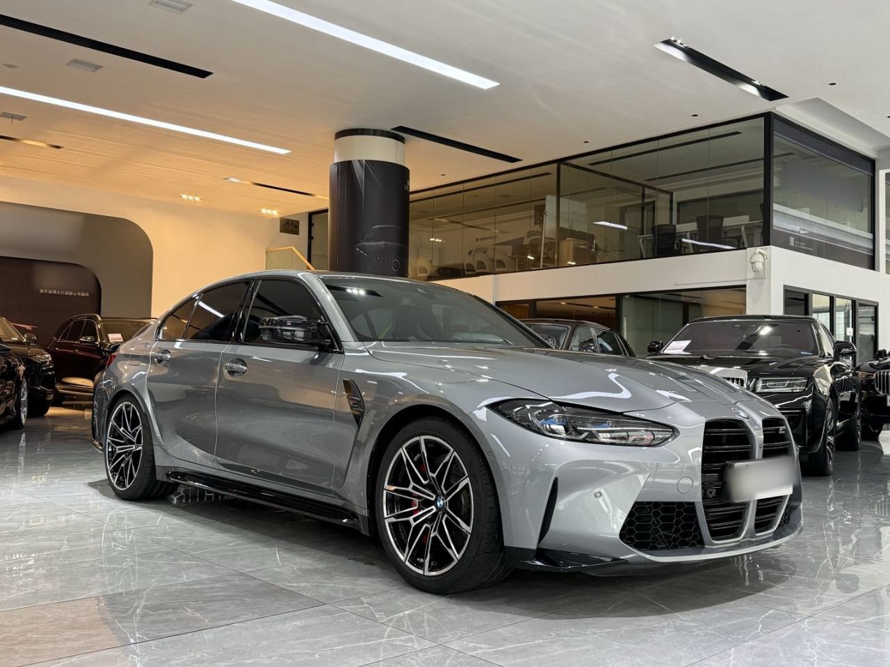 BMW M3 - фото 1