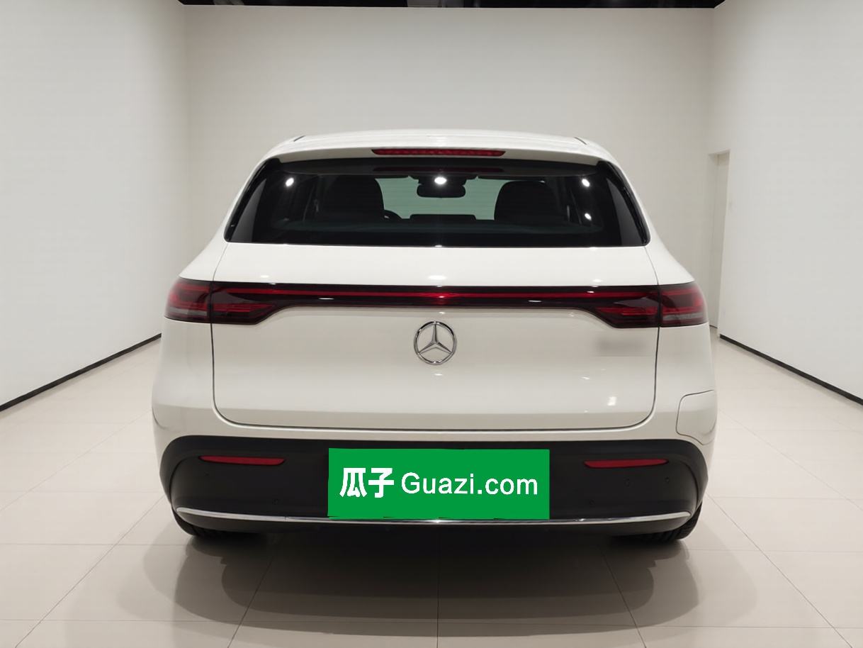 Mercedes-Benz EQC - фото 4