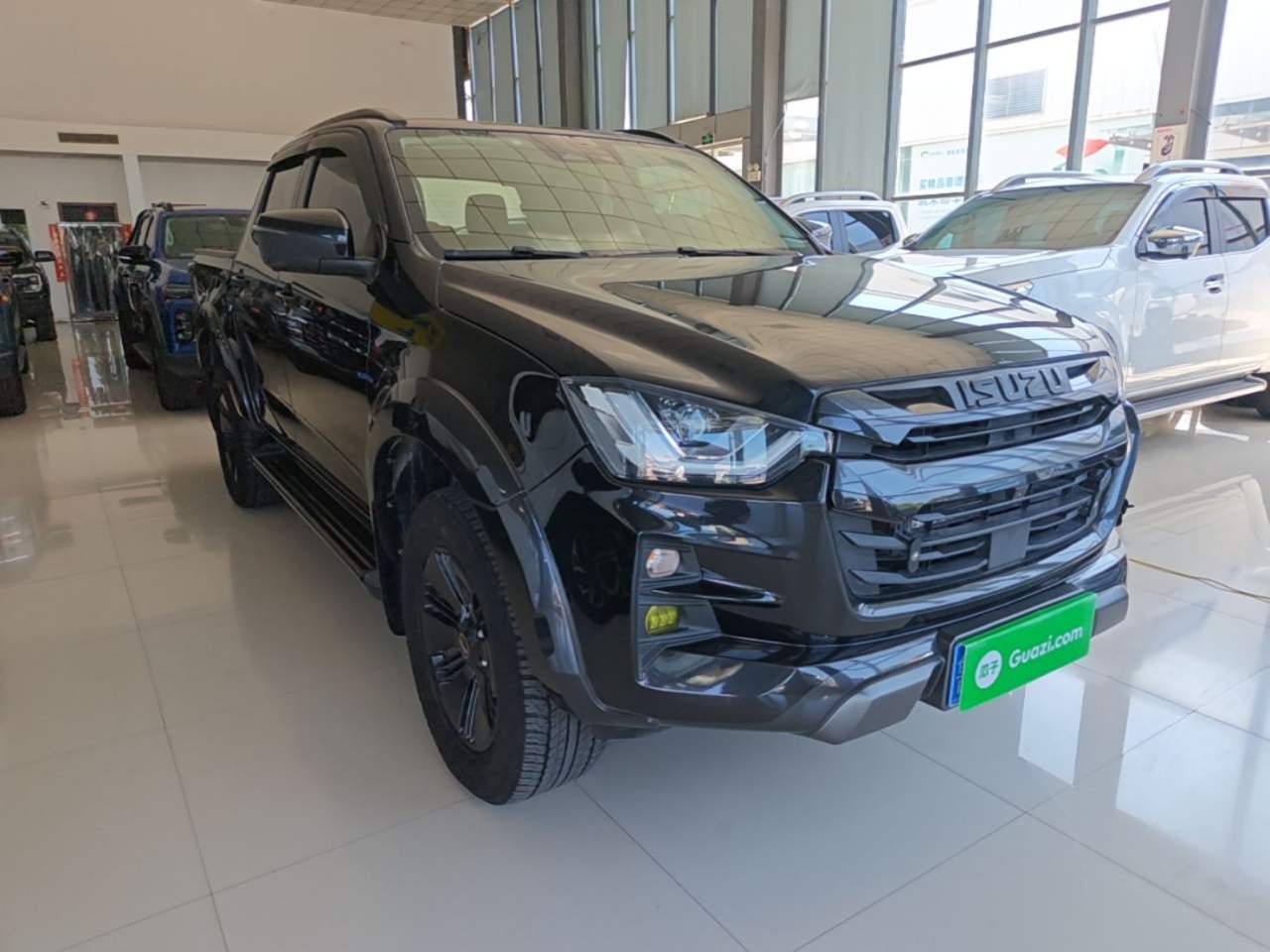 Isuzu D-MAX - фото 4