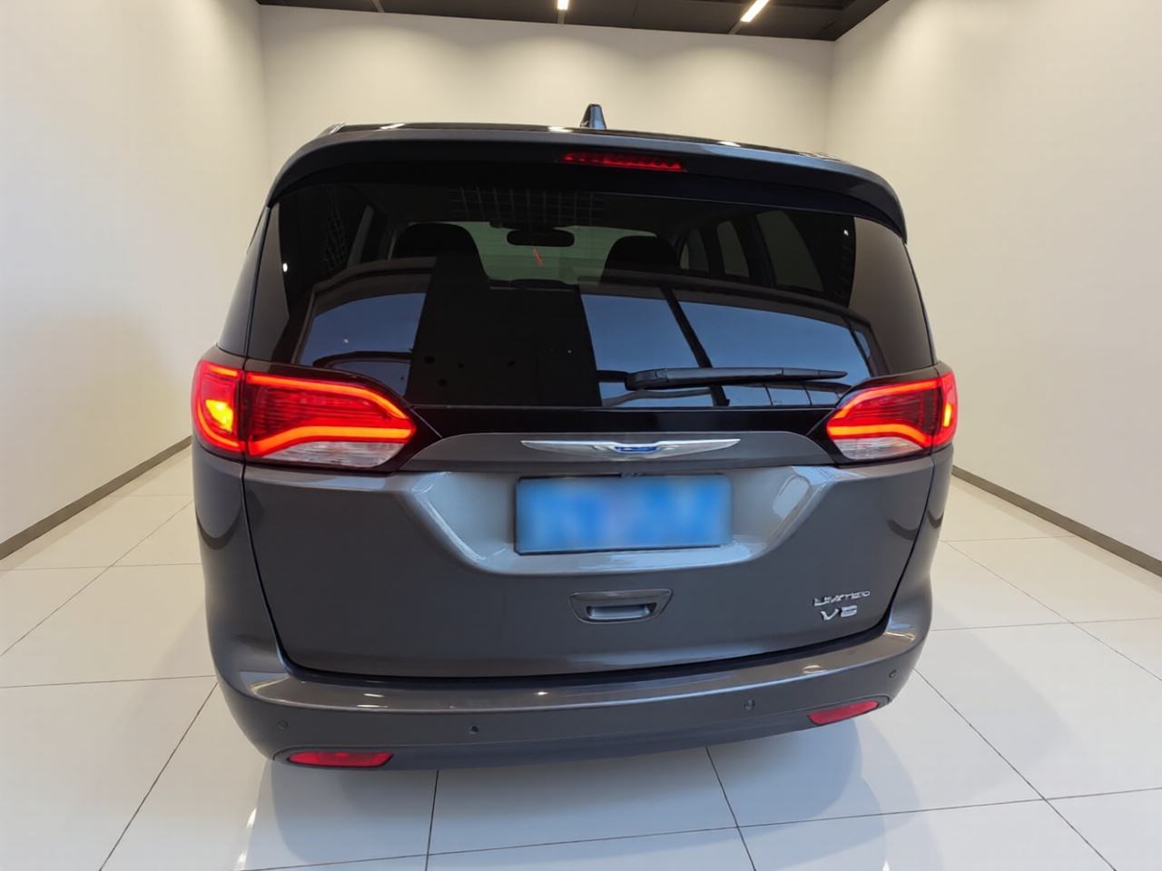 Chrysler Grand Voyager (Import) - фото 2