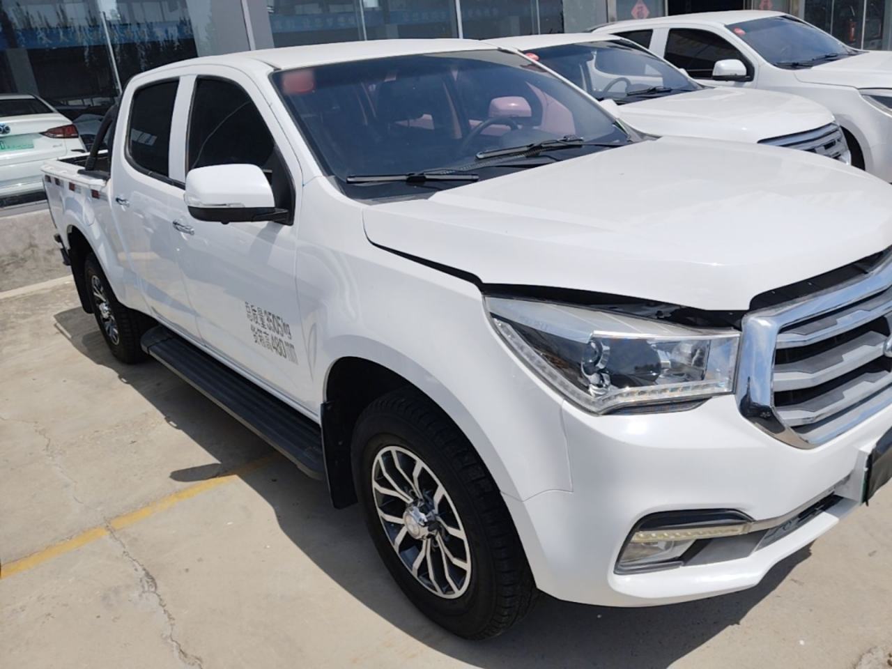 Isuzu TAGA - фото 2