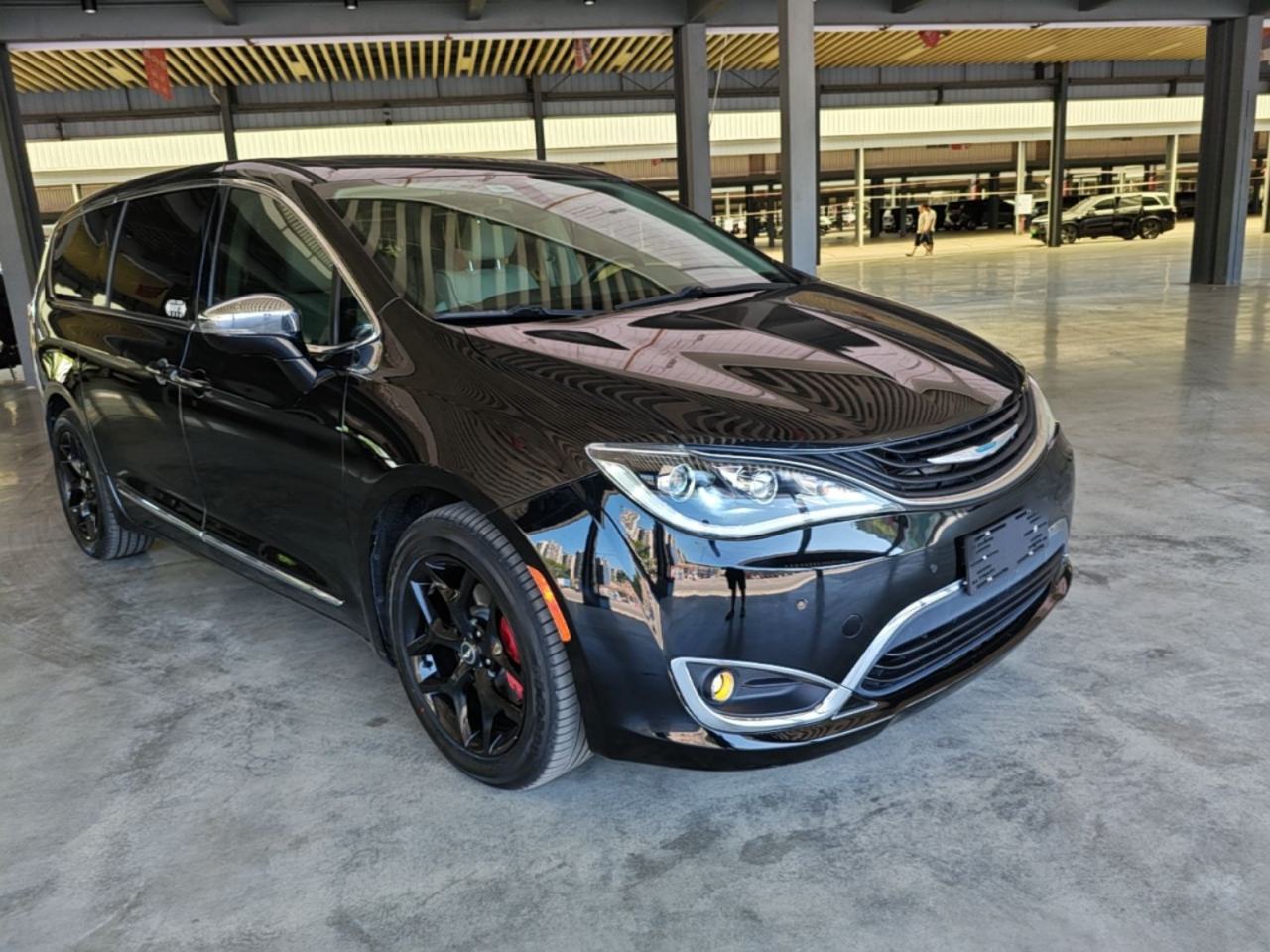 Chrysler PHEV( ) - фото 4
