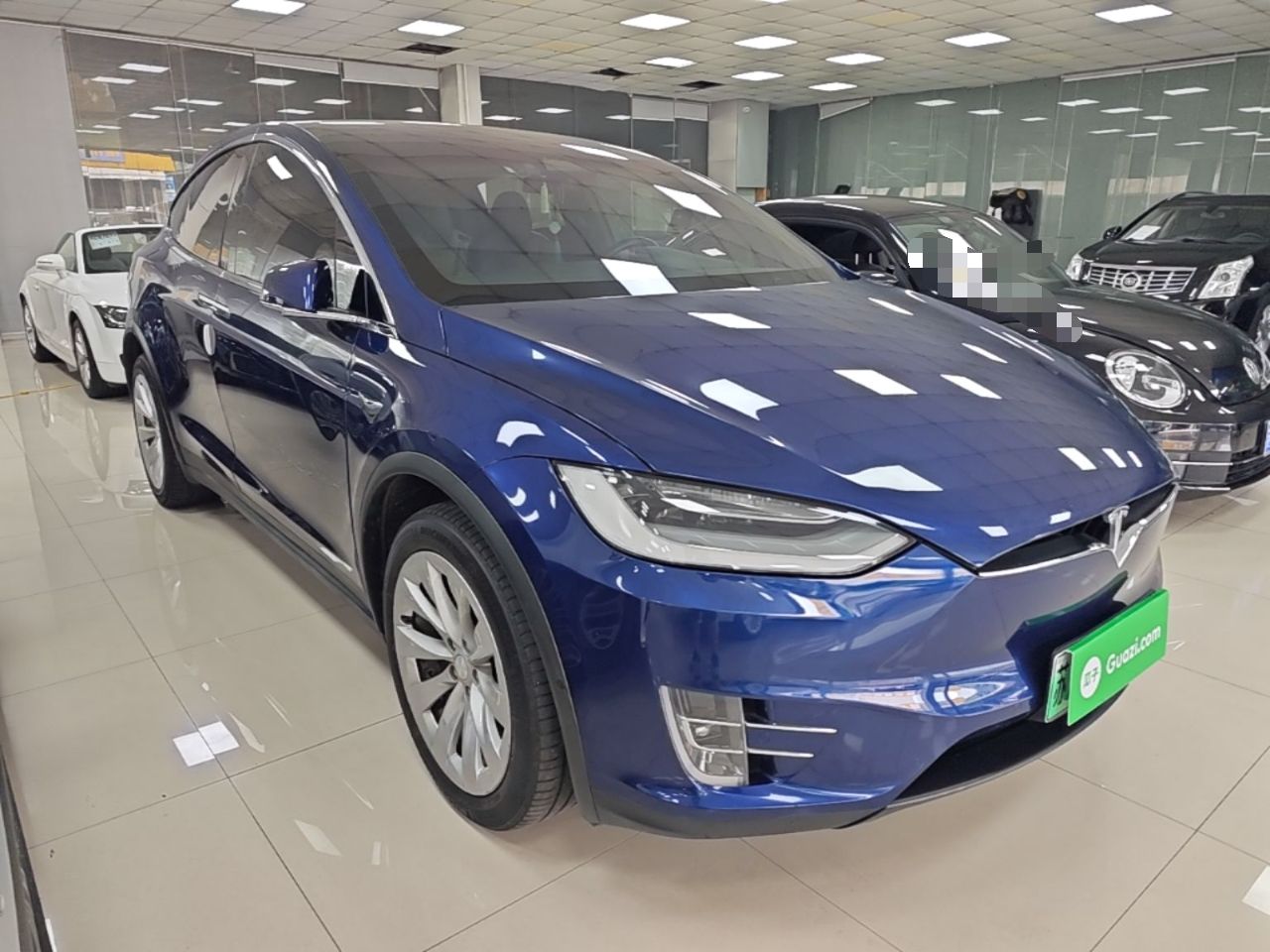 Tesla Model X - фото 4