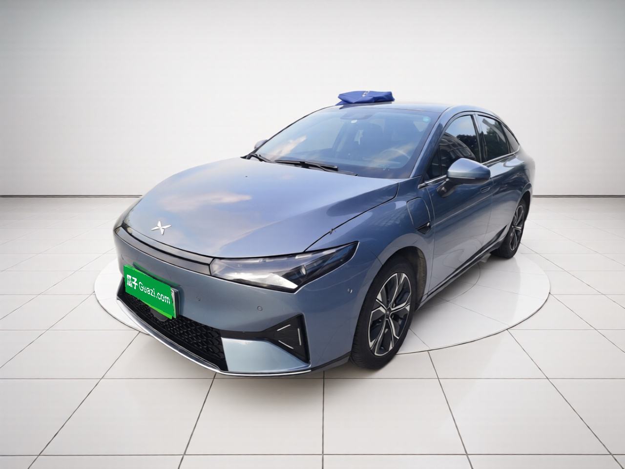 XPeng P5 - фото 0