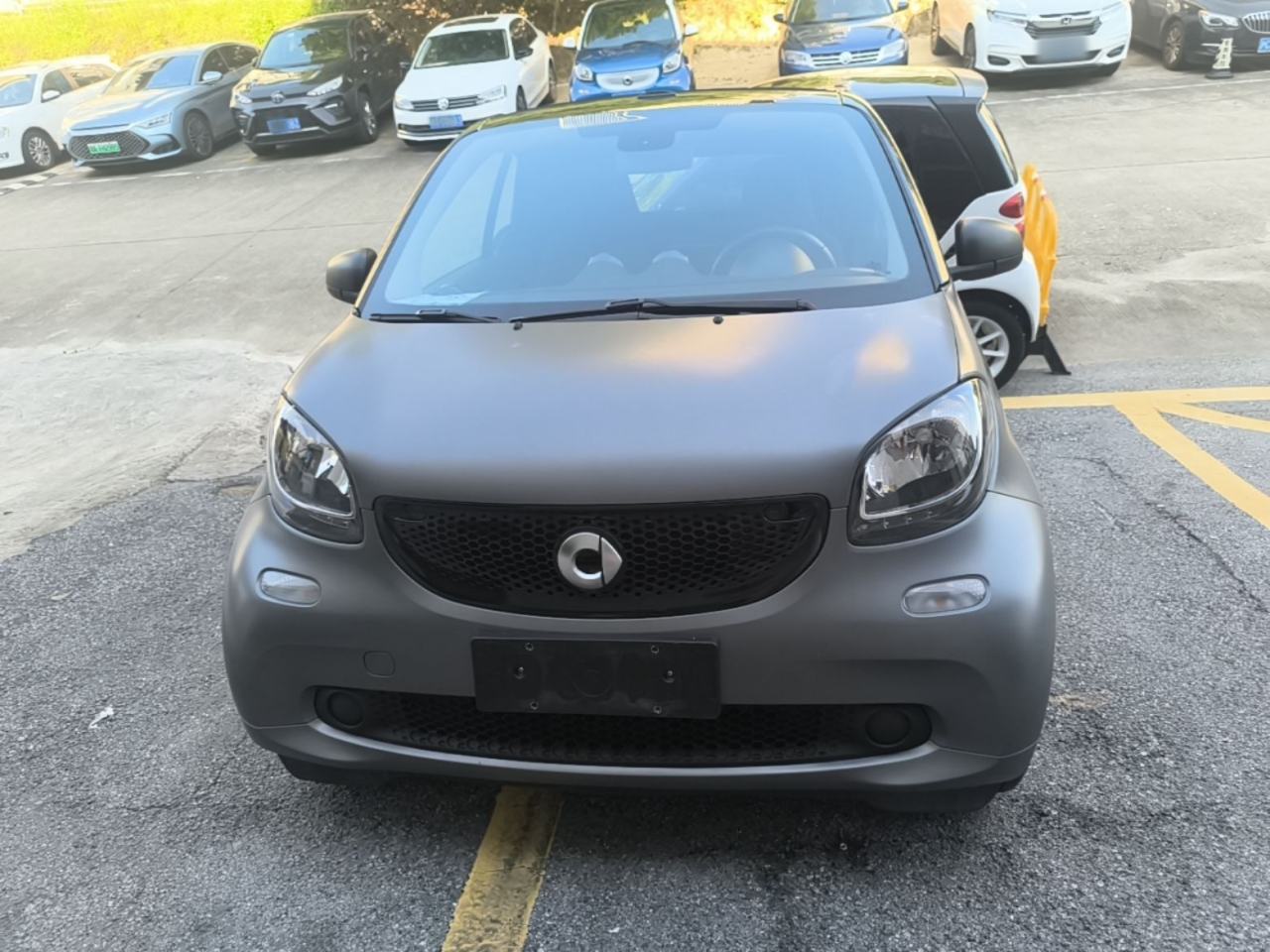 smart fortwo - фото 1