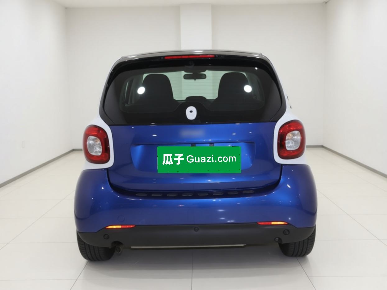 smart fortwo - фото 4