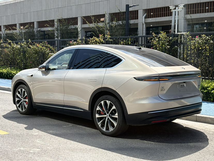 NIO EC7 - фото 4