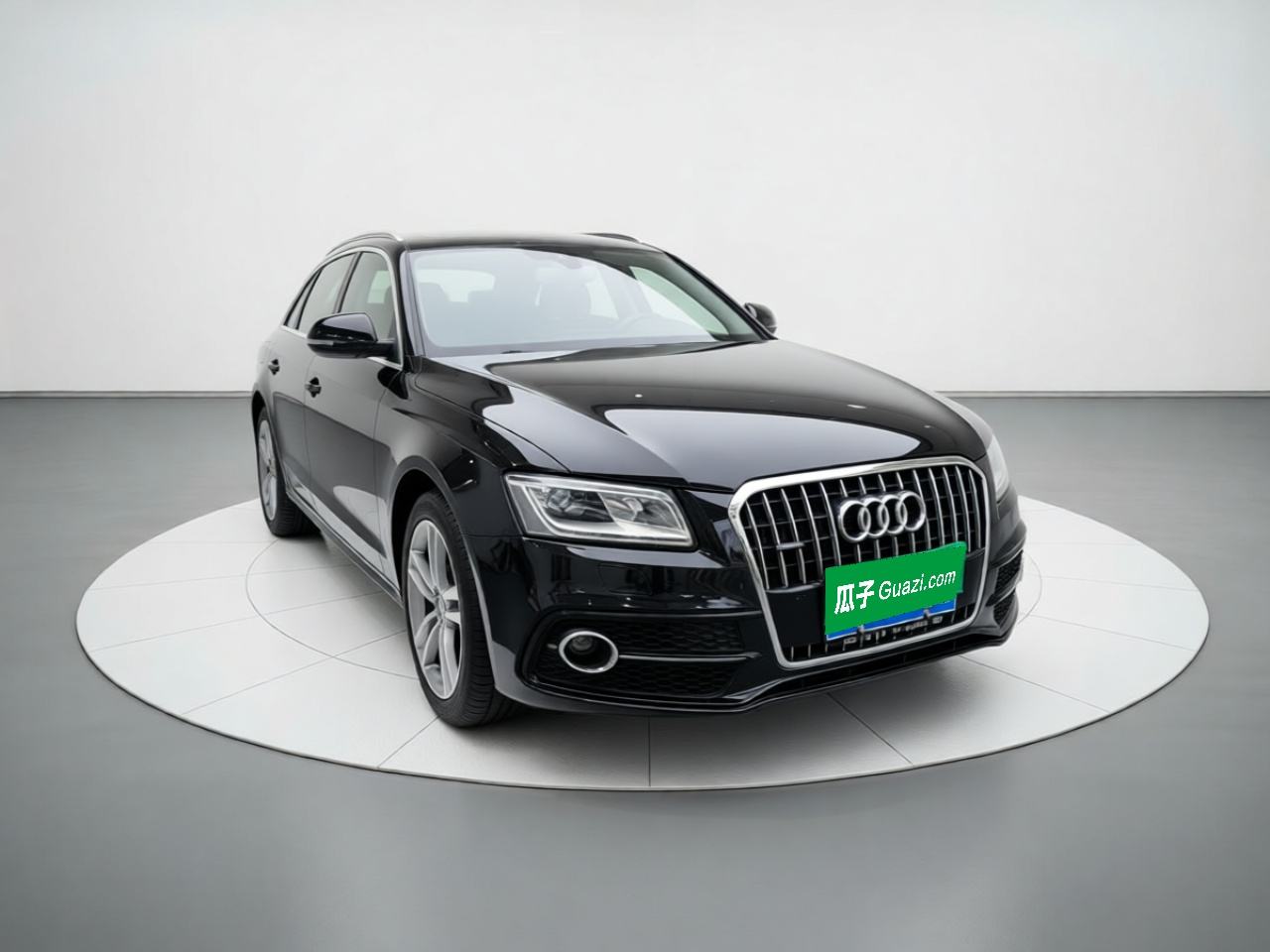 Audi Q5 - фото 2