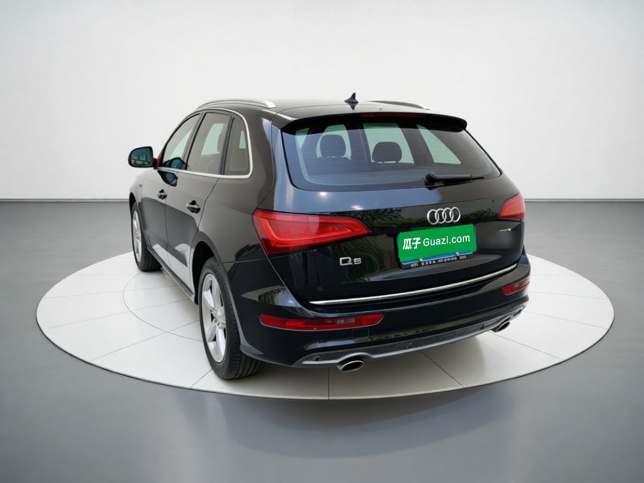 Audi Q5 - фото 3