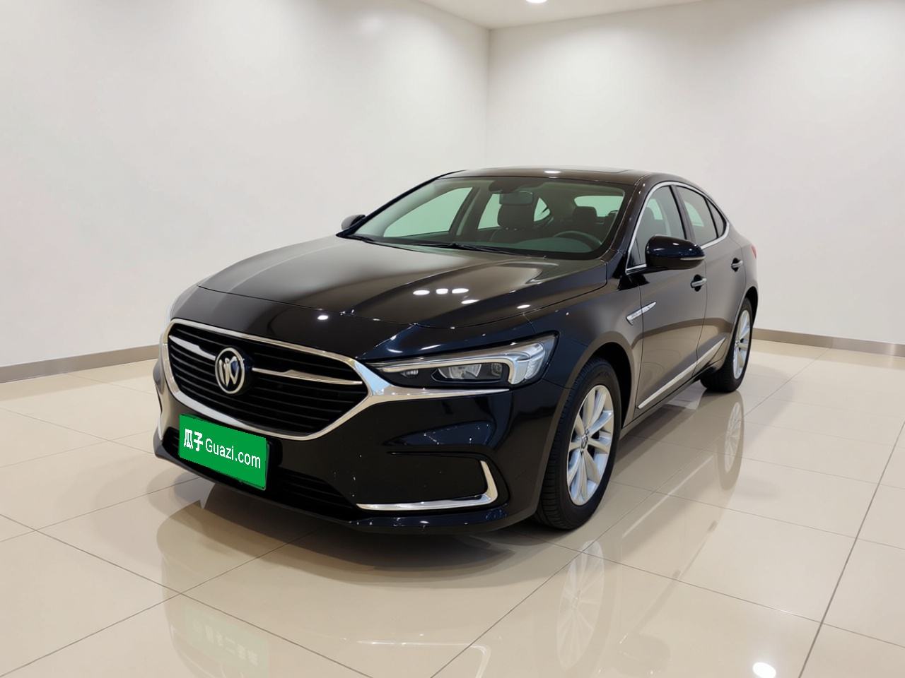 Buick LaCrosse - фото 0