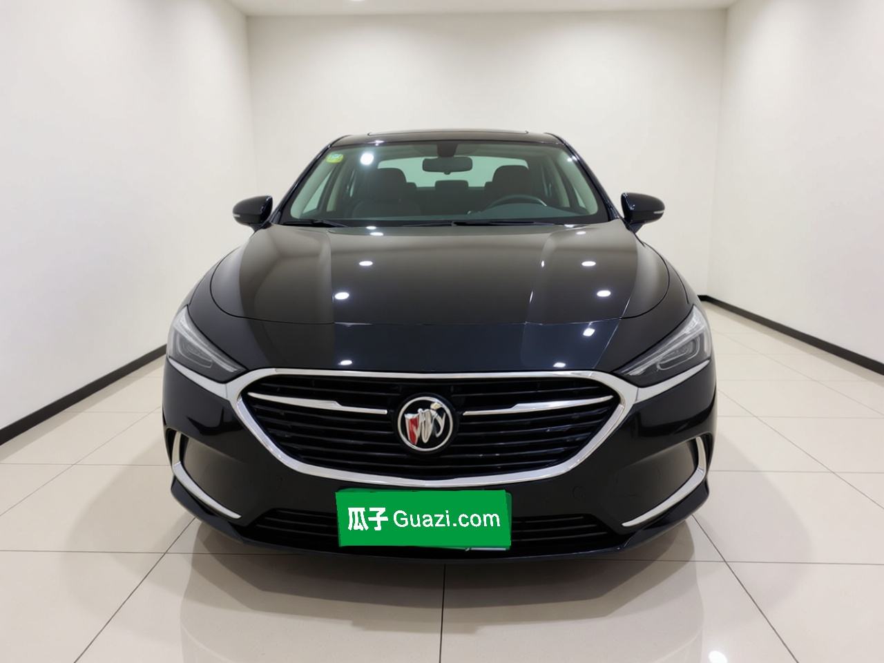 Buick LaCrosse - фото 1