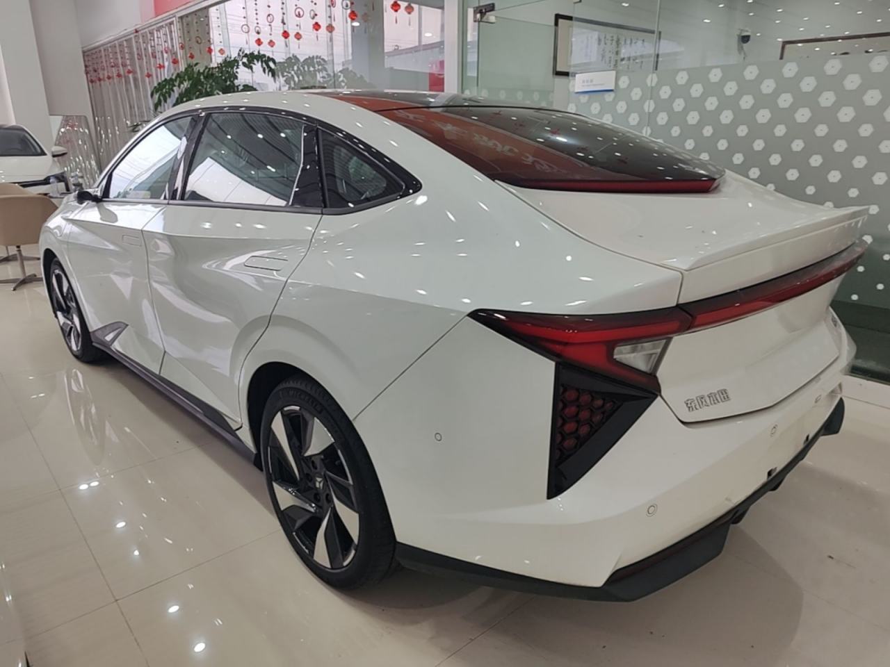 Lingxi L - фото 3