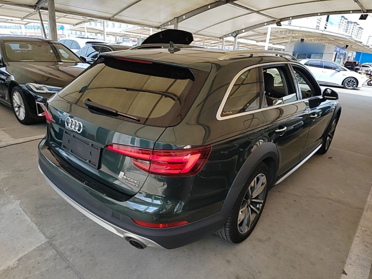 Audi A4 (Import) - фото 3