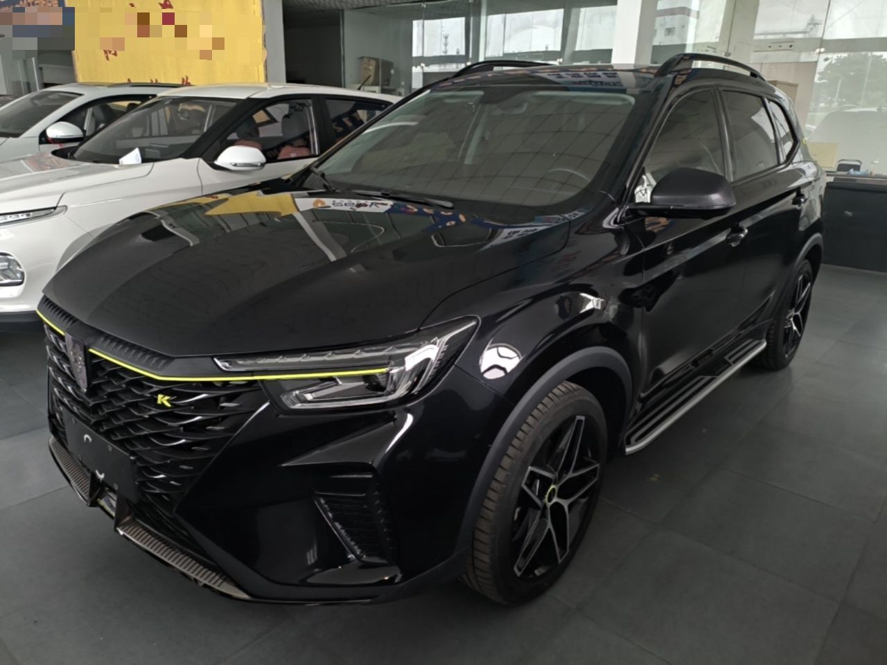 Roewe RX5 - фото 0