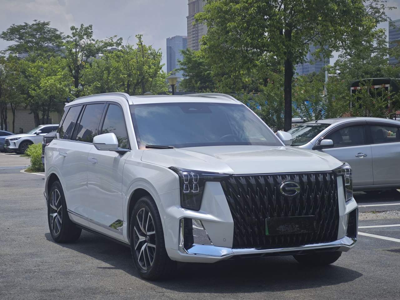 GAC Trumpchi ES9 - фото 2