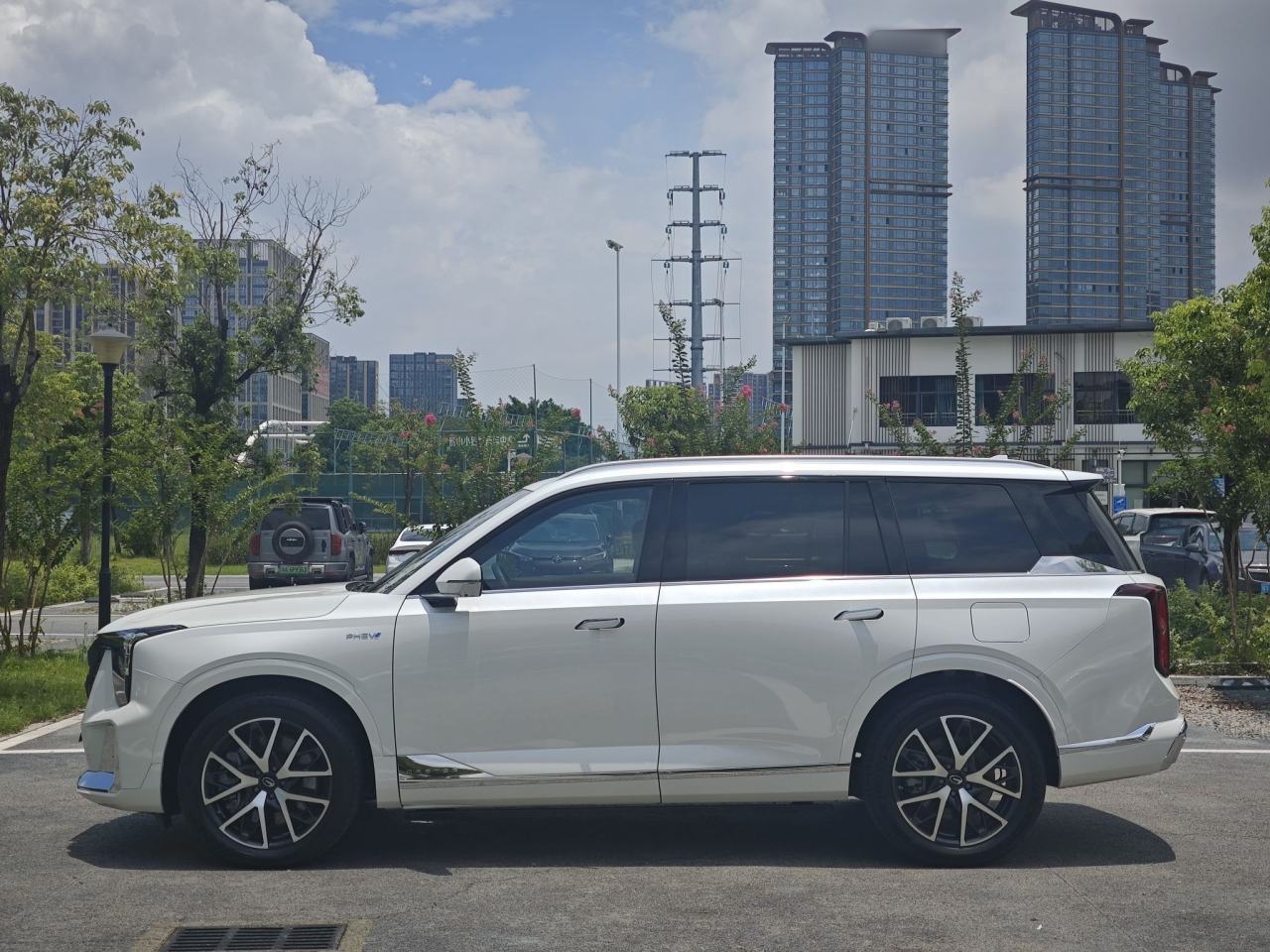 GAC Trumpchi ES9 - фото 3