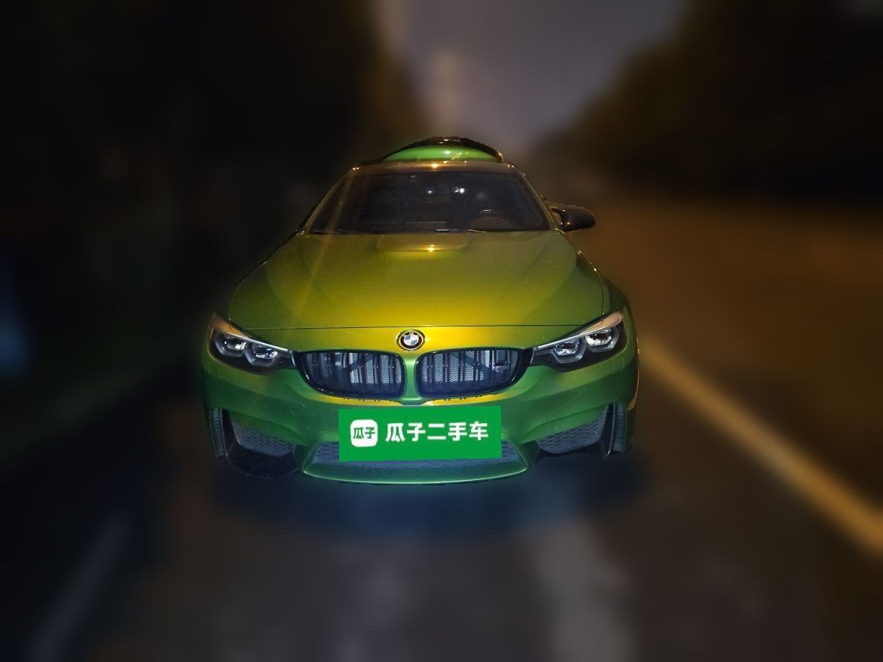 BMW M4 - фото 1