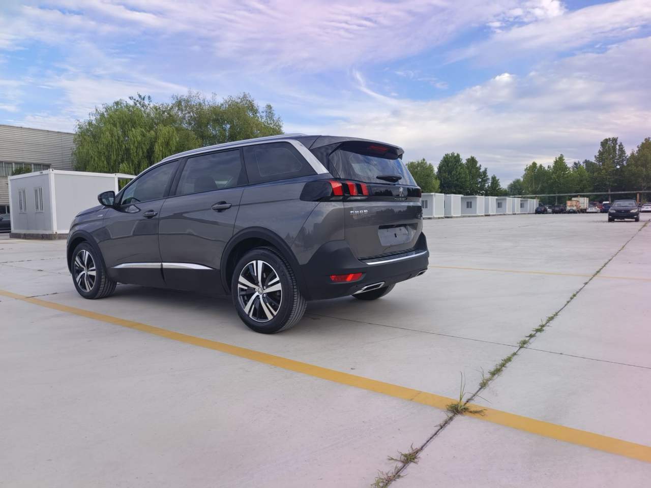Peugeot 5008 - фото 4