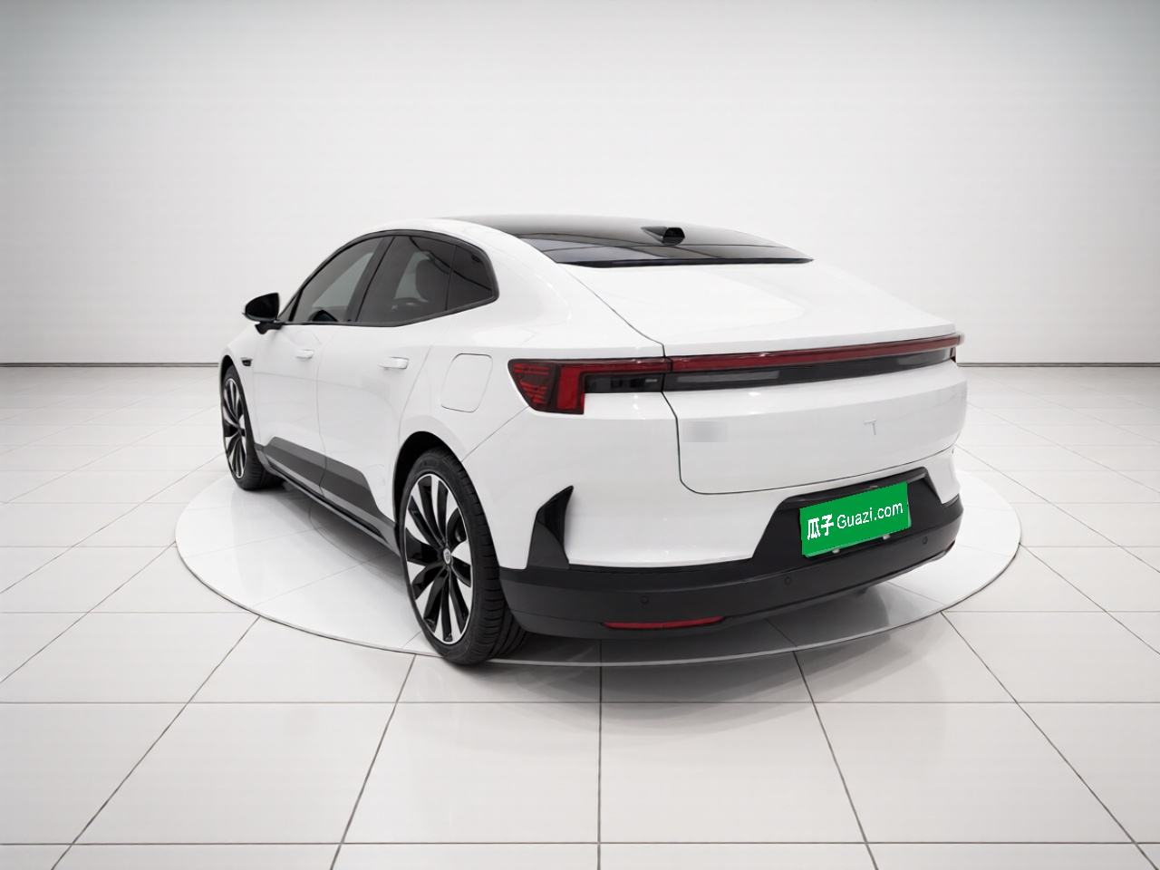 Polestar 4 - фото 3