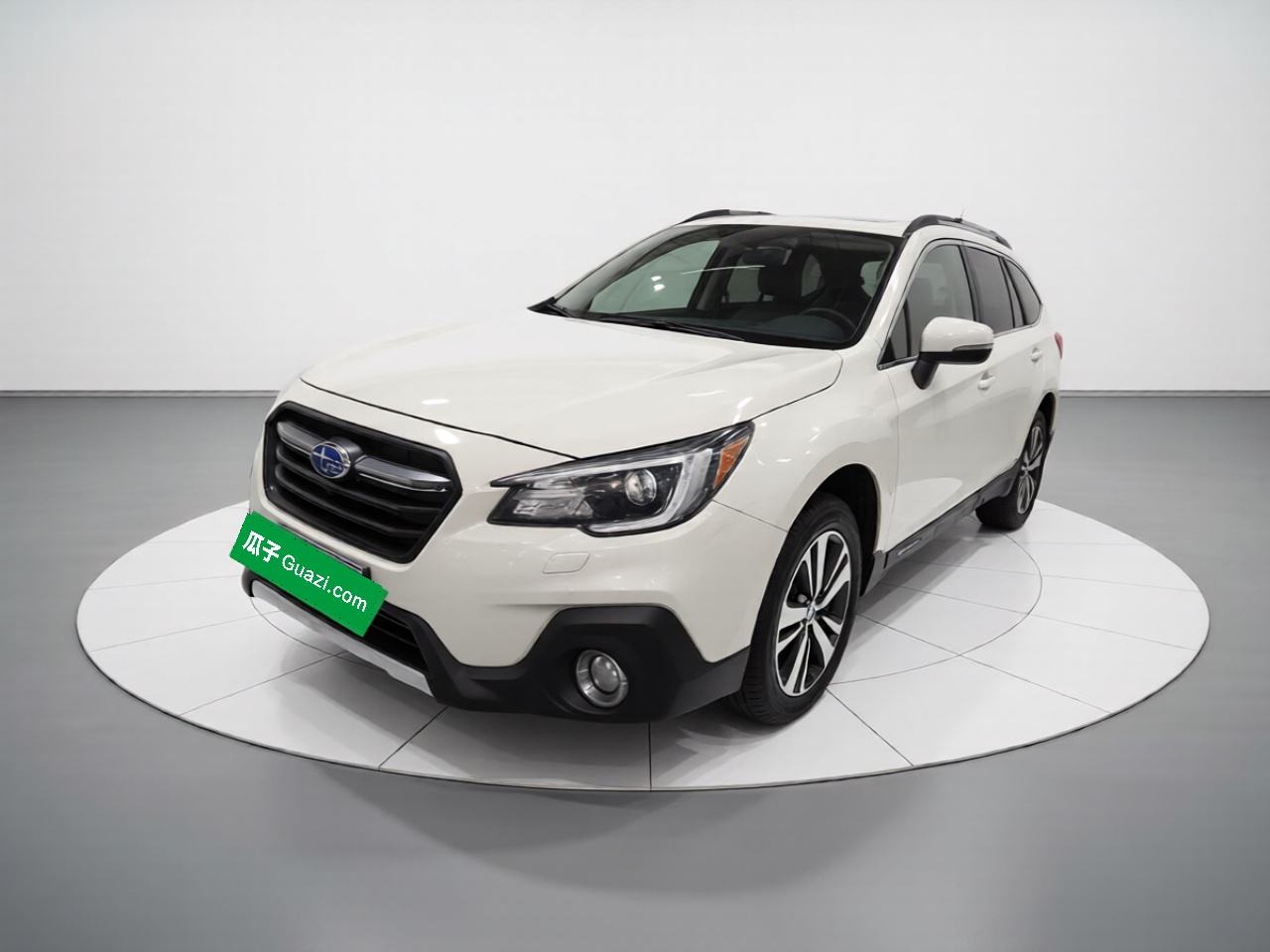 Subaru Outback - фото 0