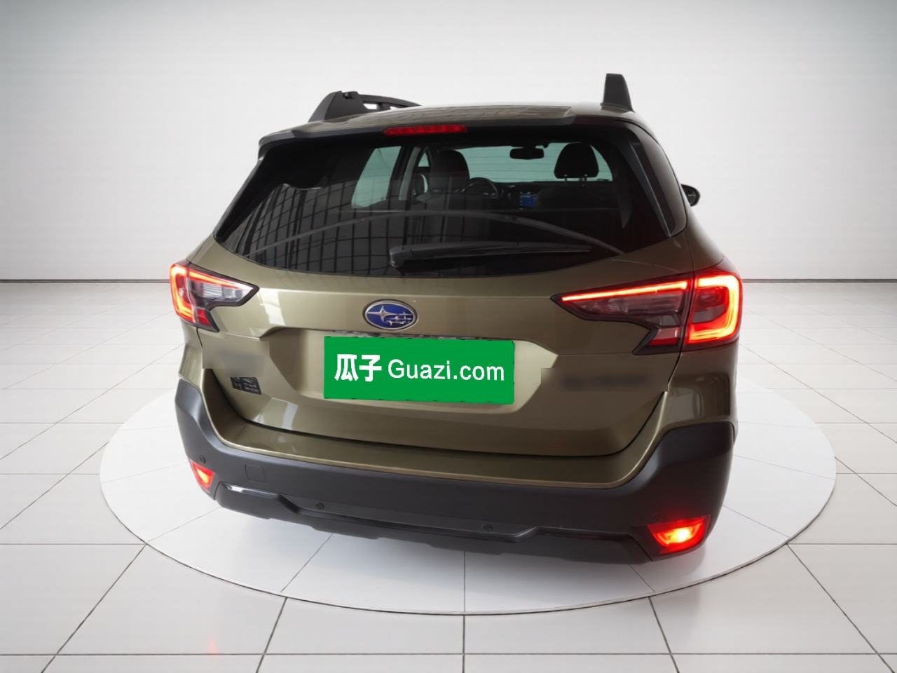 Subaru Outback - фото 2