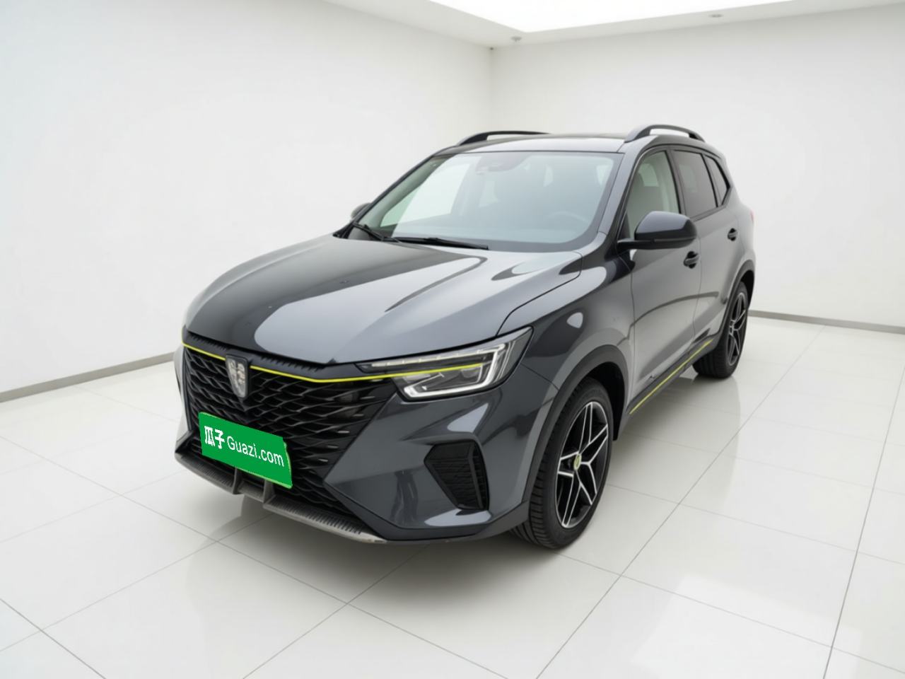 Roewe RX5 - фото 0