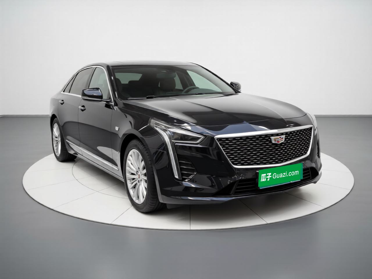 Cadillac CT6 - фото 2