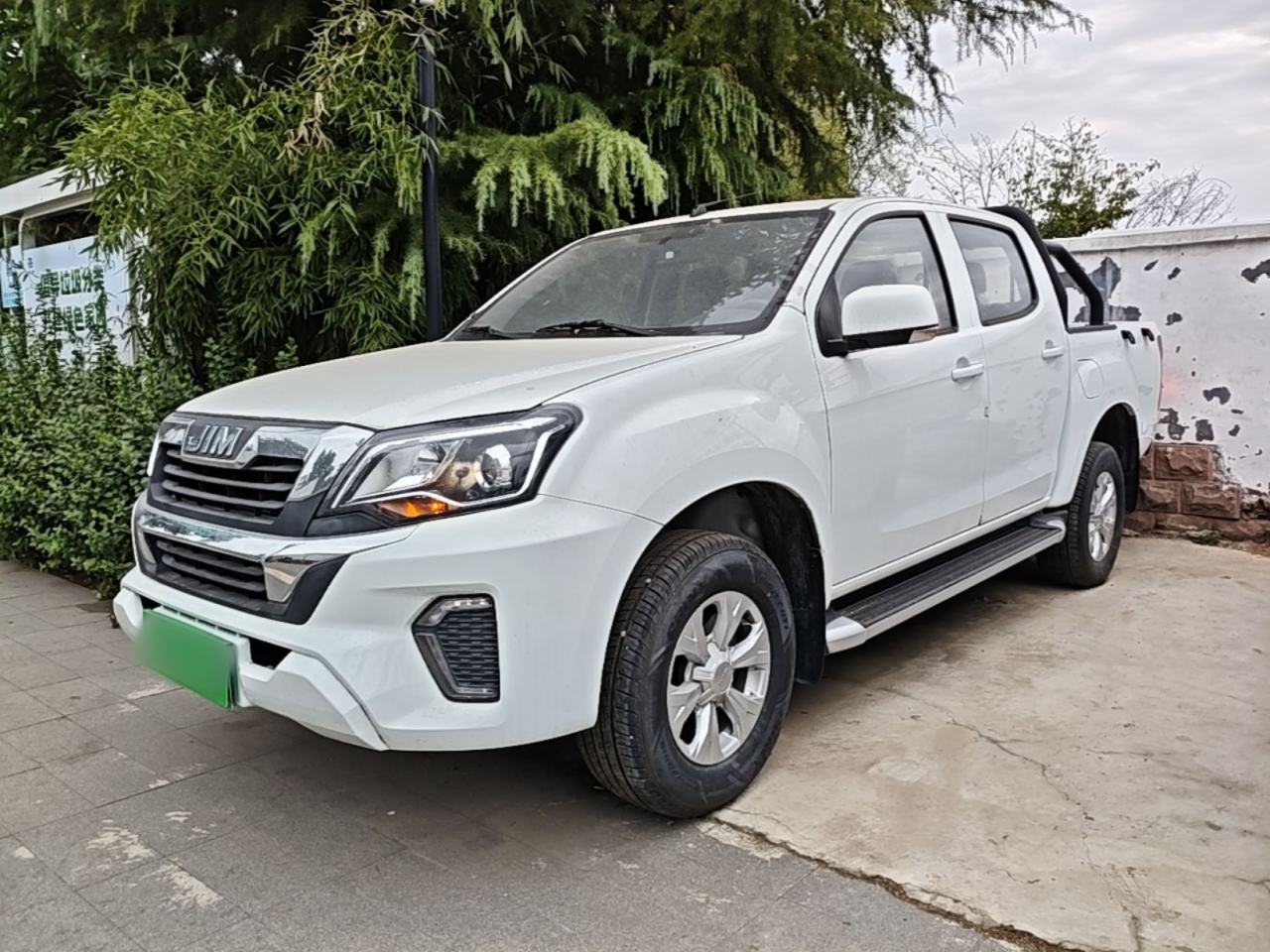 Isuzu Vigus - фото 0