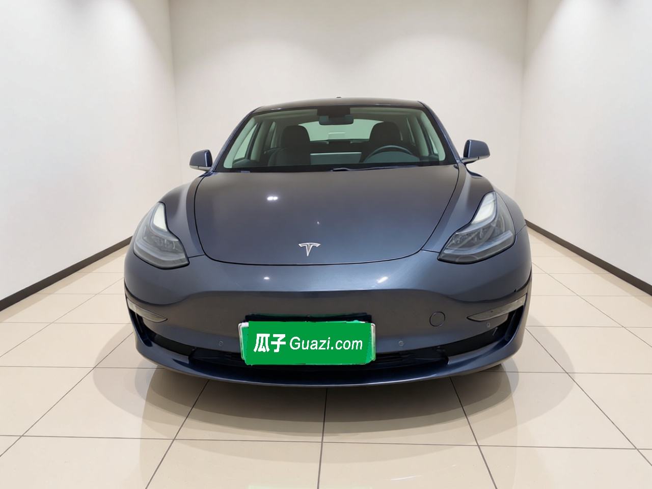 Tesla Model 3 (Import) - фото 1