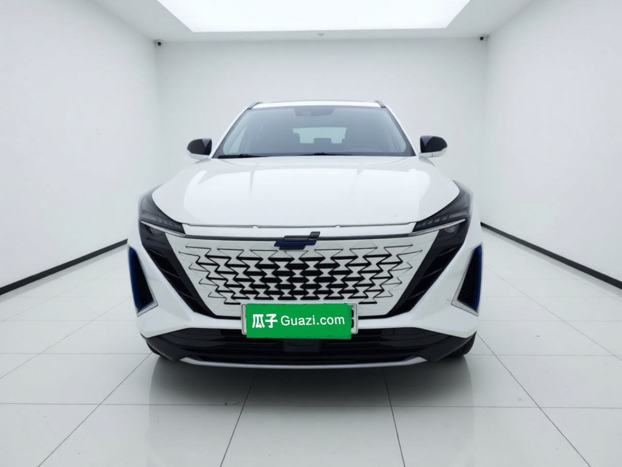 Changan Oshan Z6 - фото 1