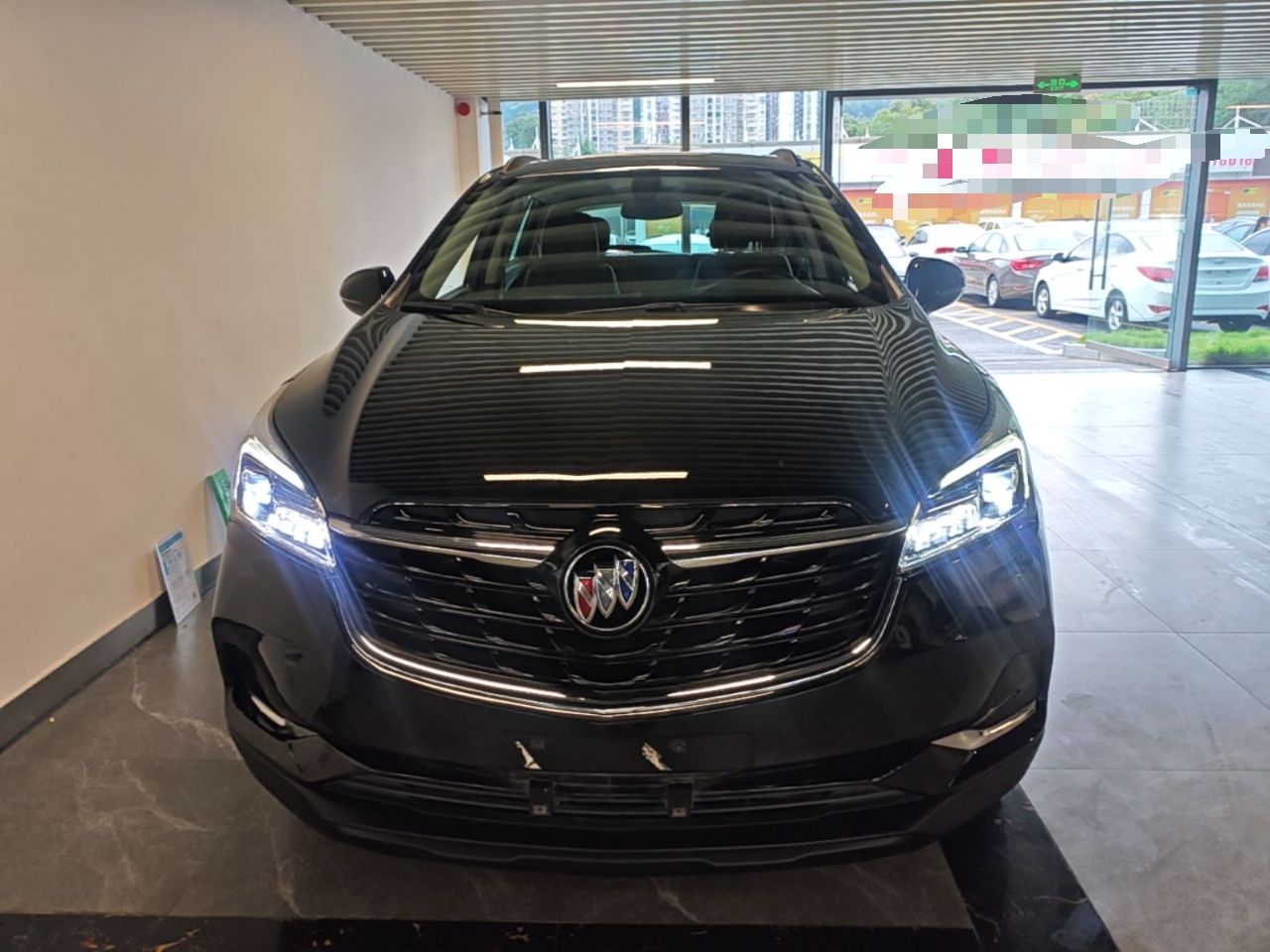Buick Envision - фото 1