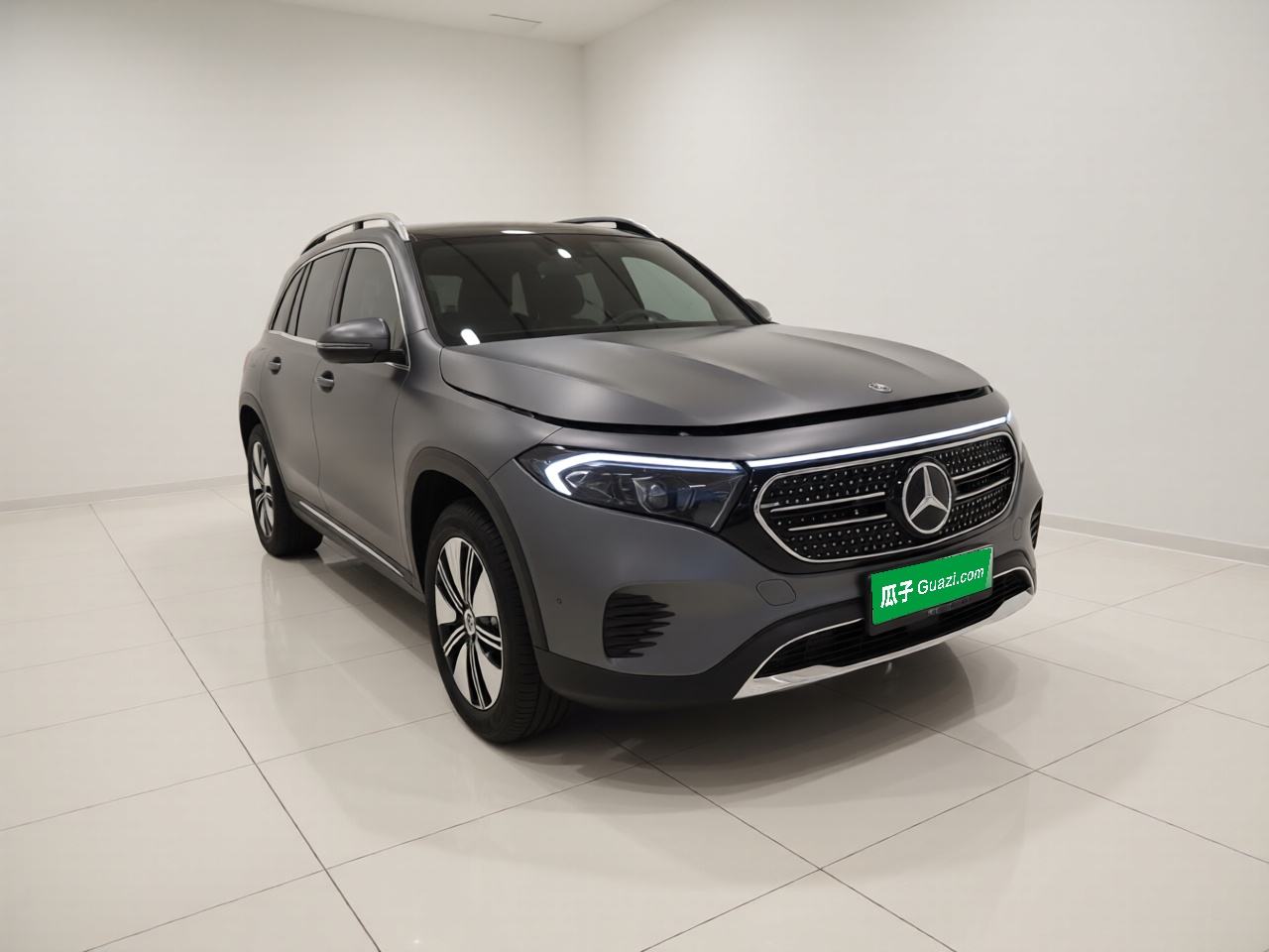 Mercedes-Benz EQB - фото 2