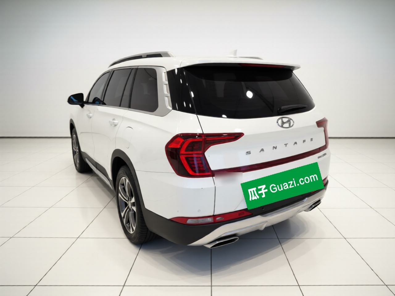 Hyundai Santa Fe - фото 3