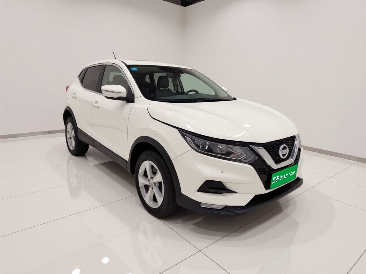 Nissan Qashqai - фото 2