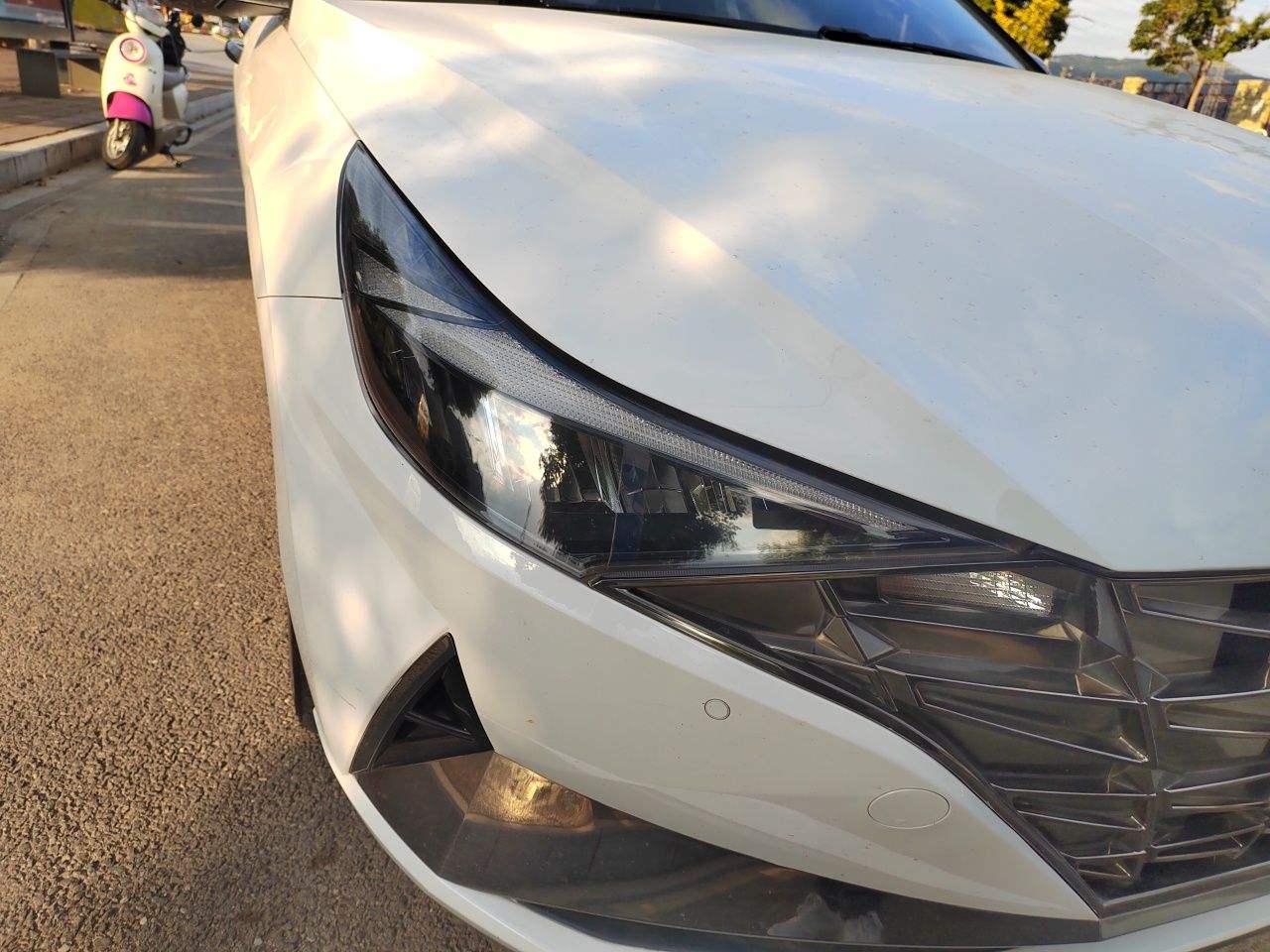 Hyundai Elantra - фото 3