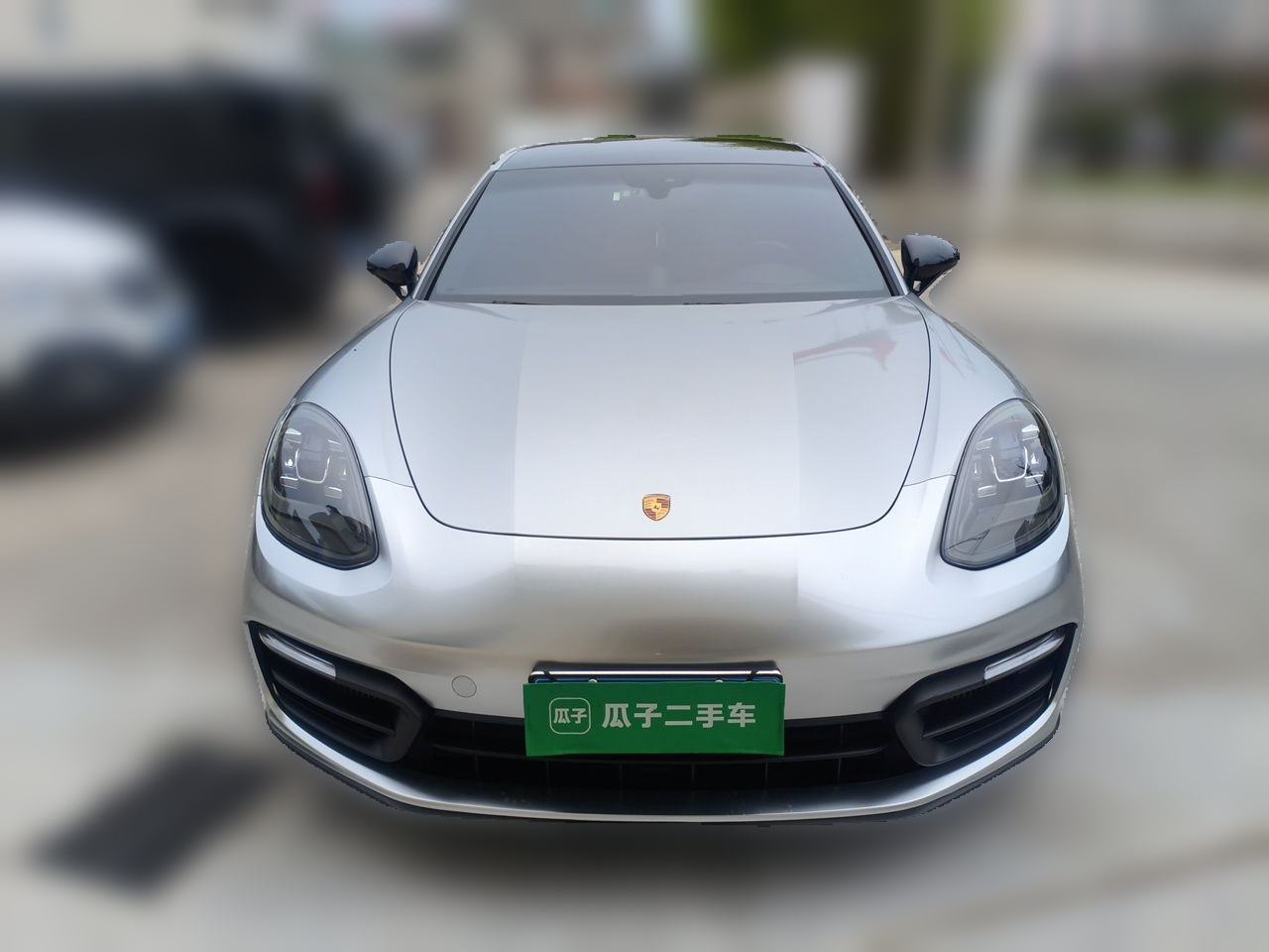 Porsche Panamera - фото 1