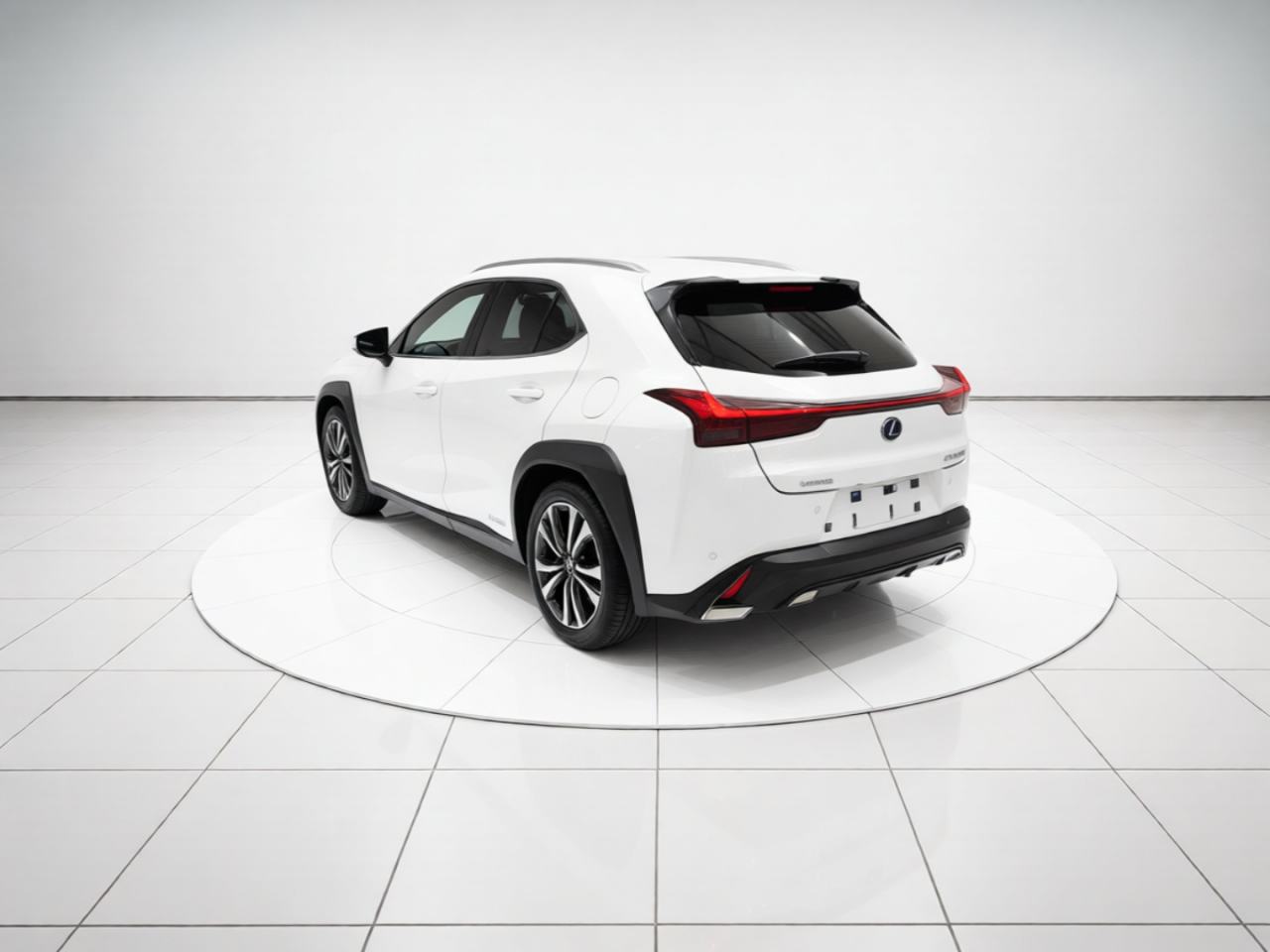 Lexus UX - фото 3