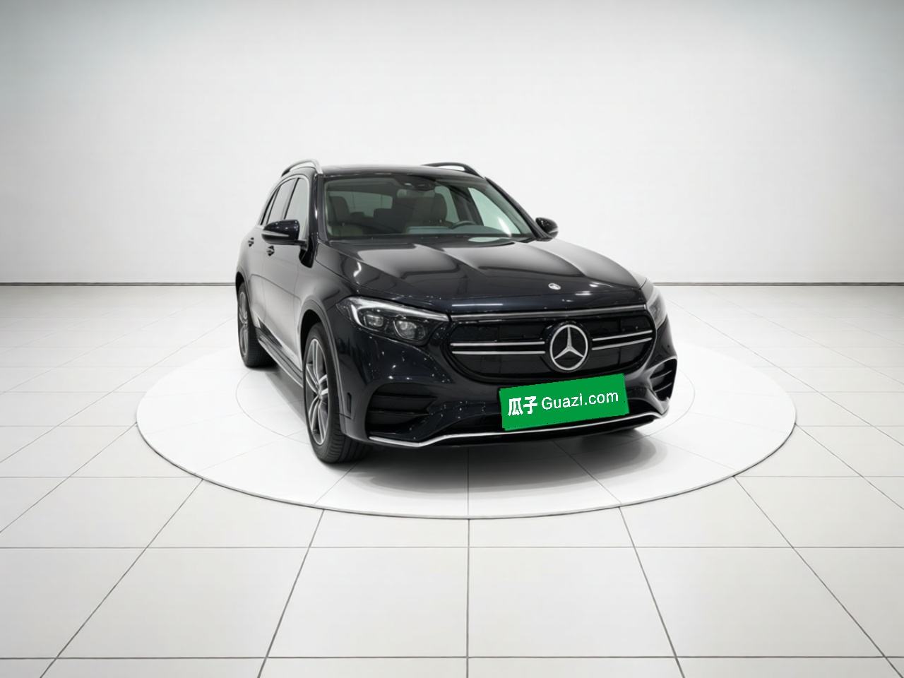 Mercedes-Benz EQB - фото 2