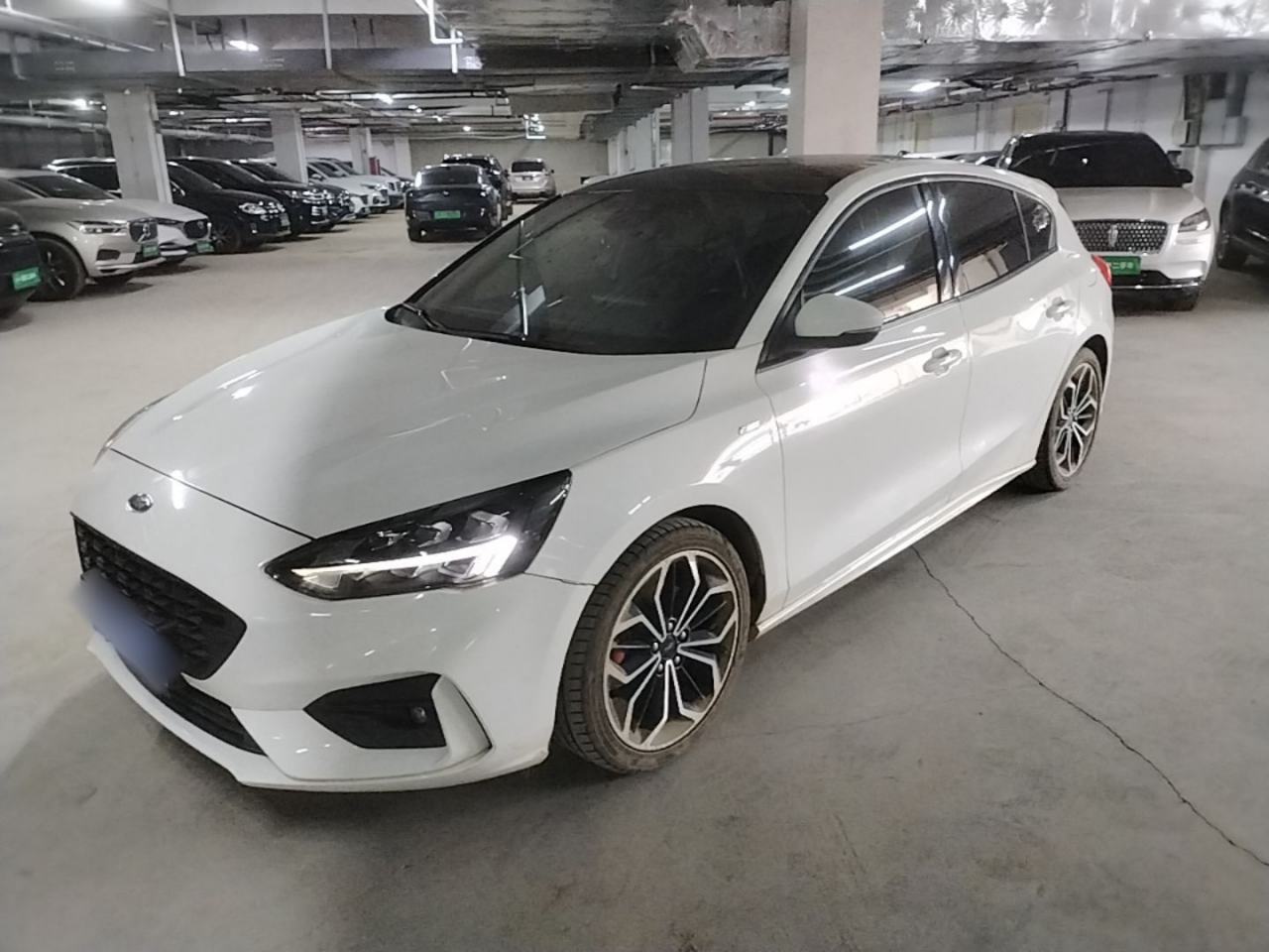 Ford Focus - фото 0