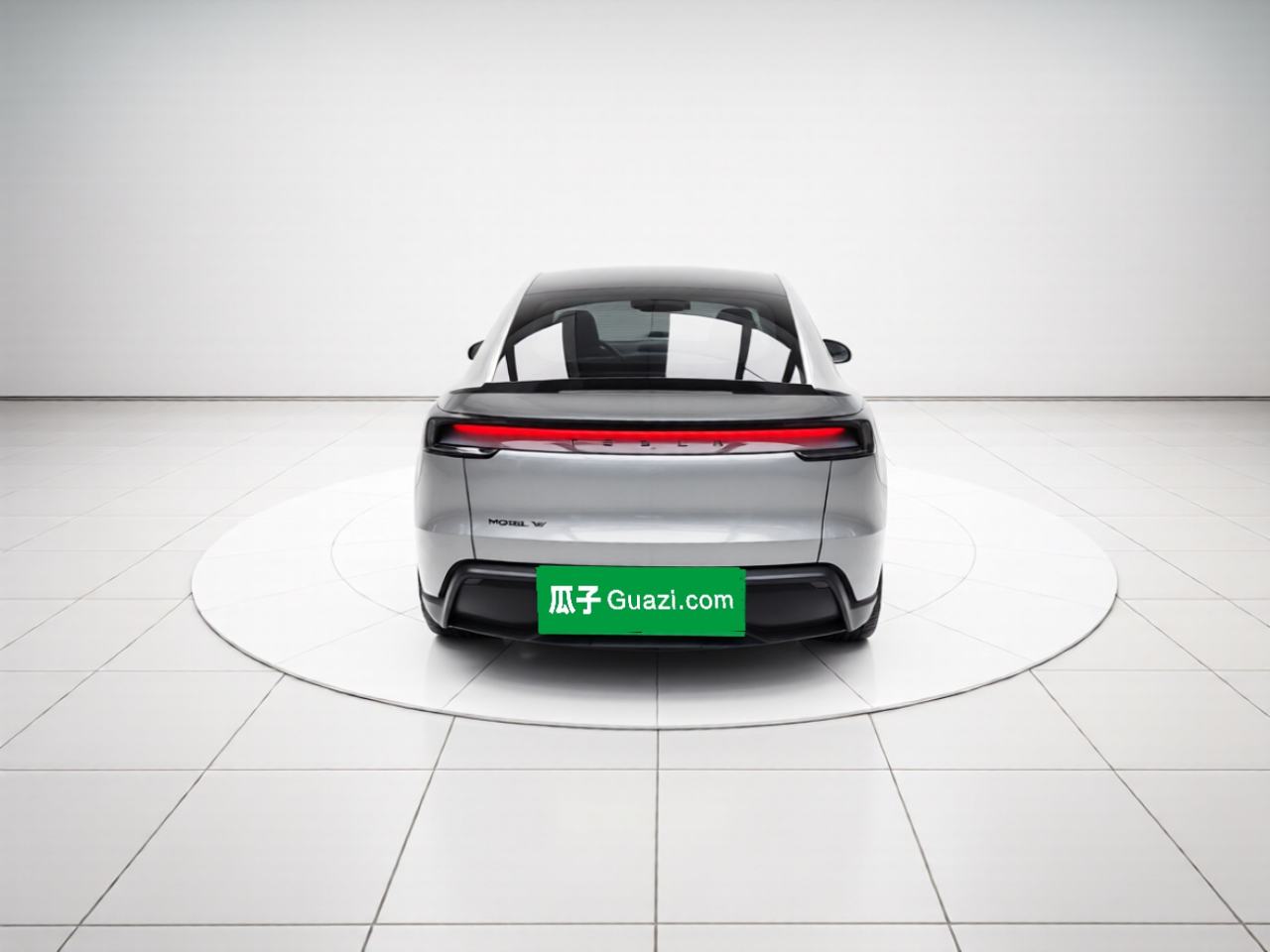 Tesla Model Y L - фото 4