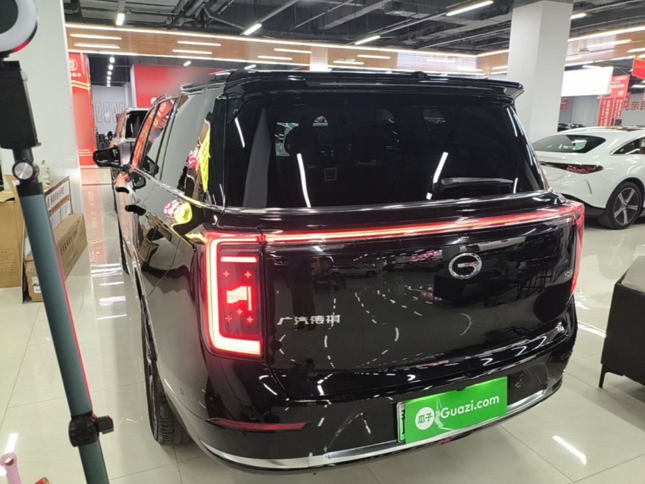 GAC Trumpchi S9 - фото 3