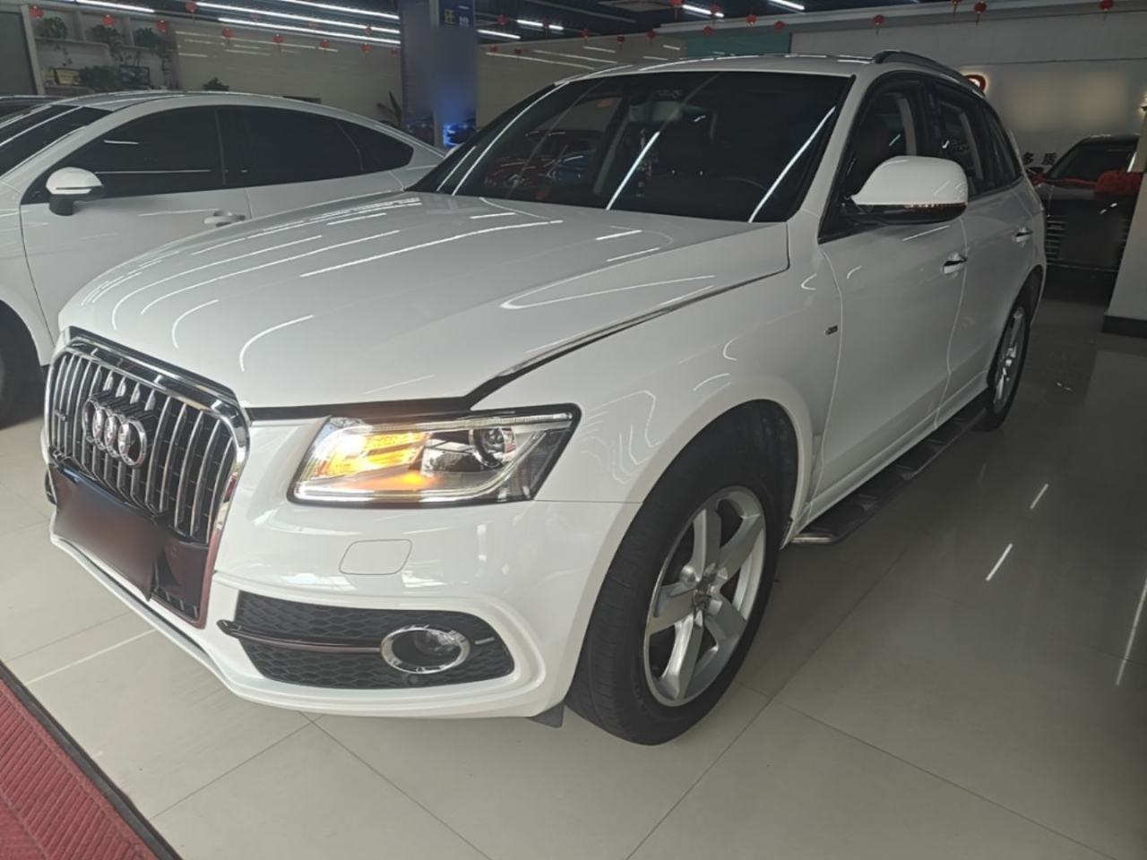 Audi Q5 - фото 0