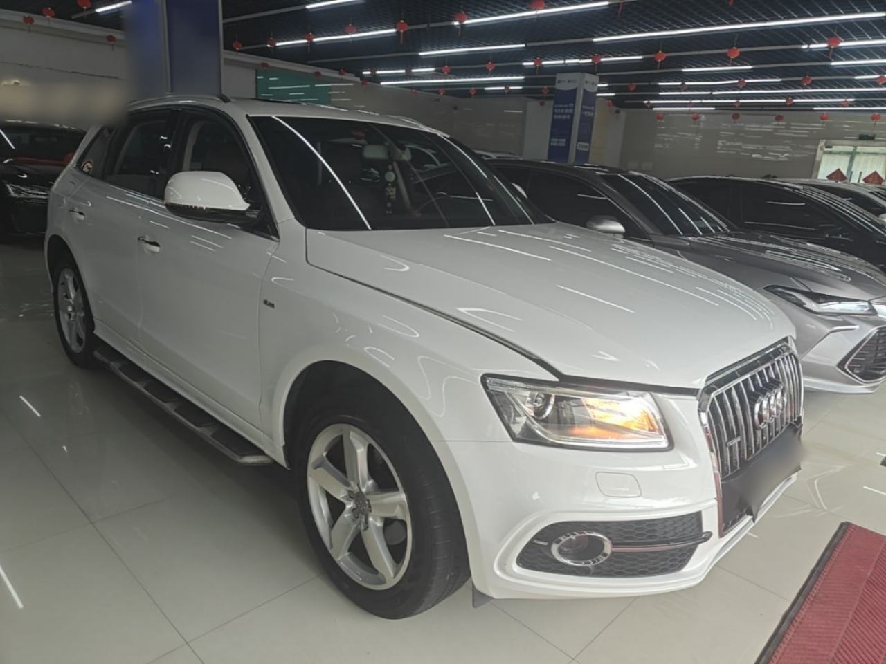 Audi Q5 - фото 2