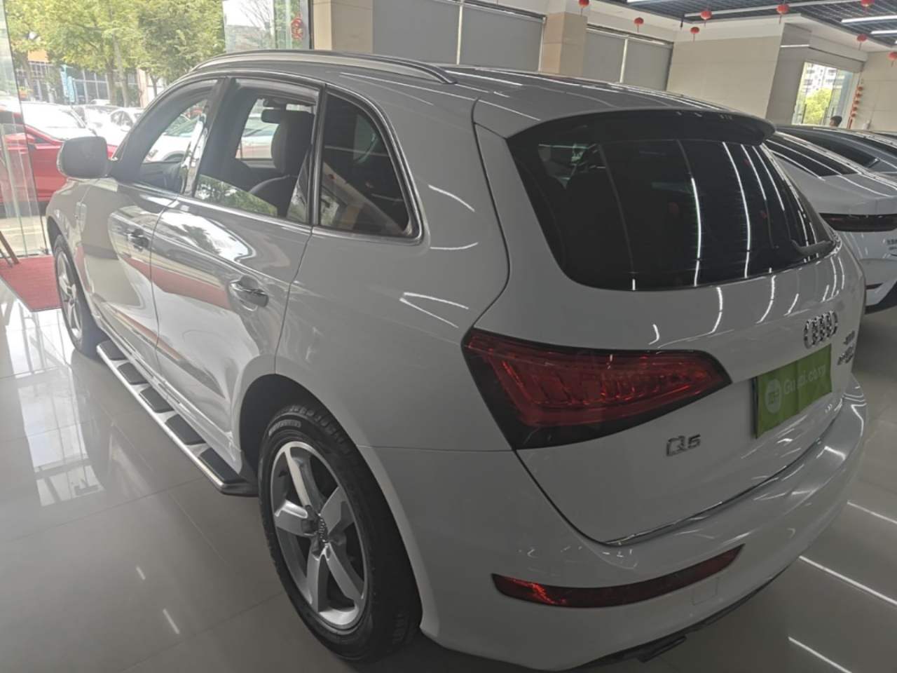 Audi Q5 - фото 3