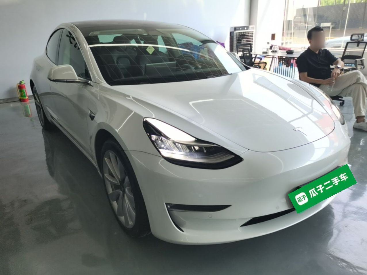 Tesla Model 3 (Import) - фото 2