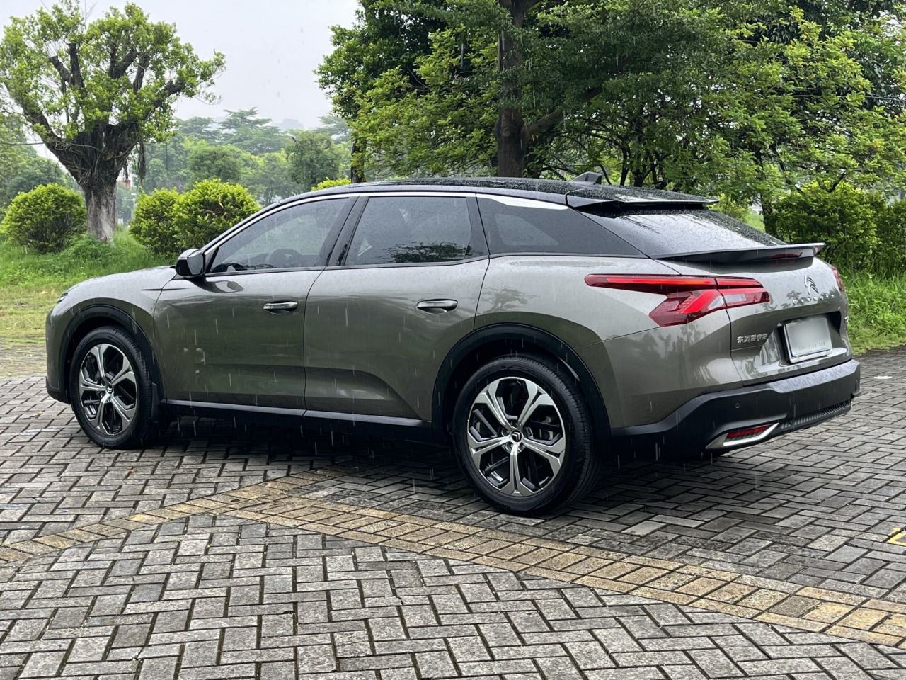 Citroen C5 X - фото 3
