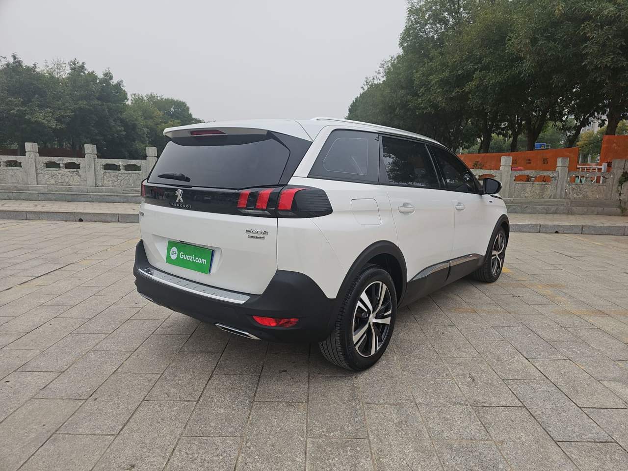 Peugeot 5008 - фото 3