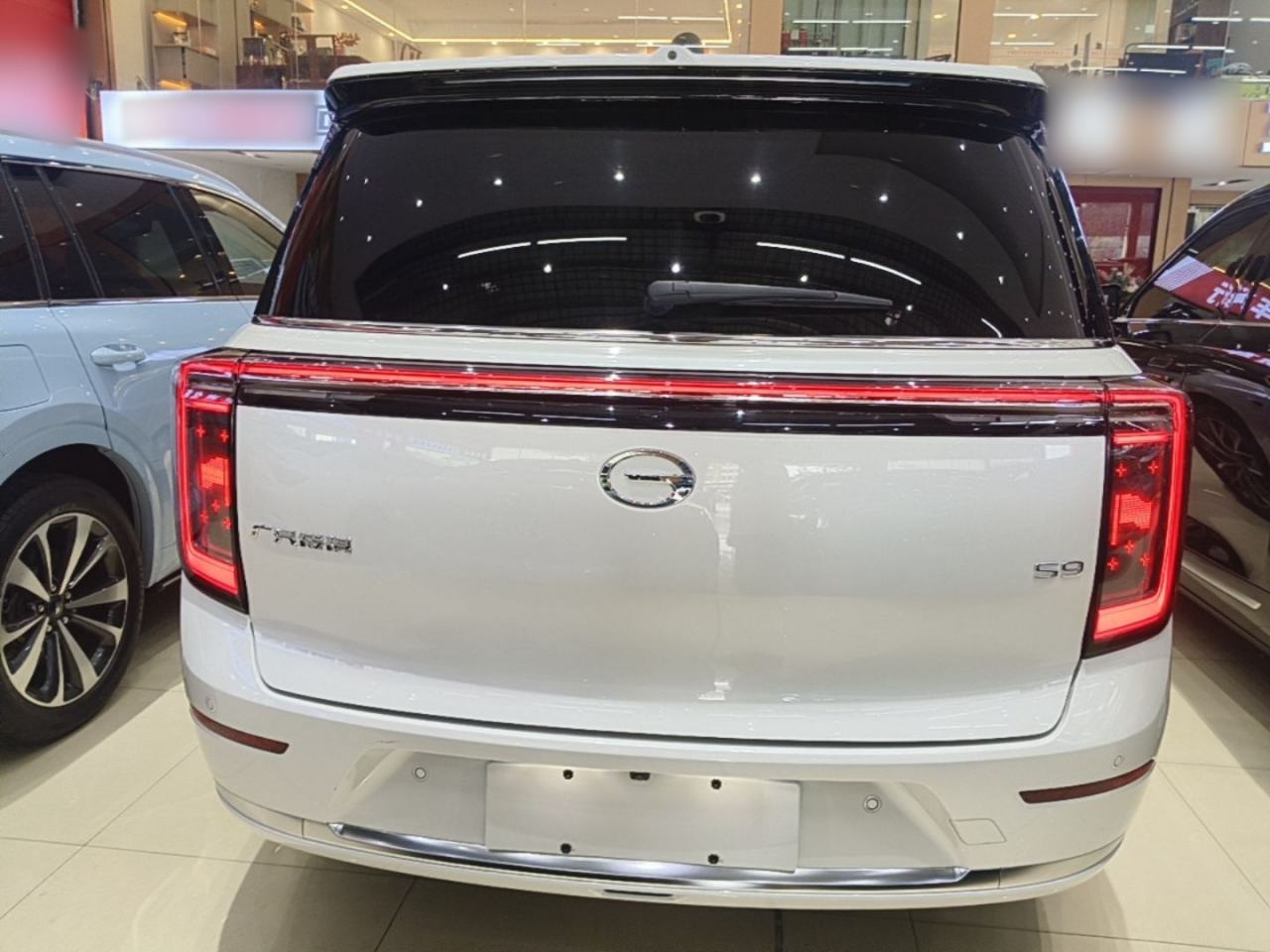 GAC Trumpchi S9 - фото 4