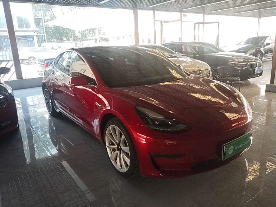 Tesla Model 3 (Import) - фото 2