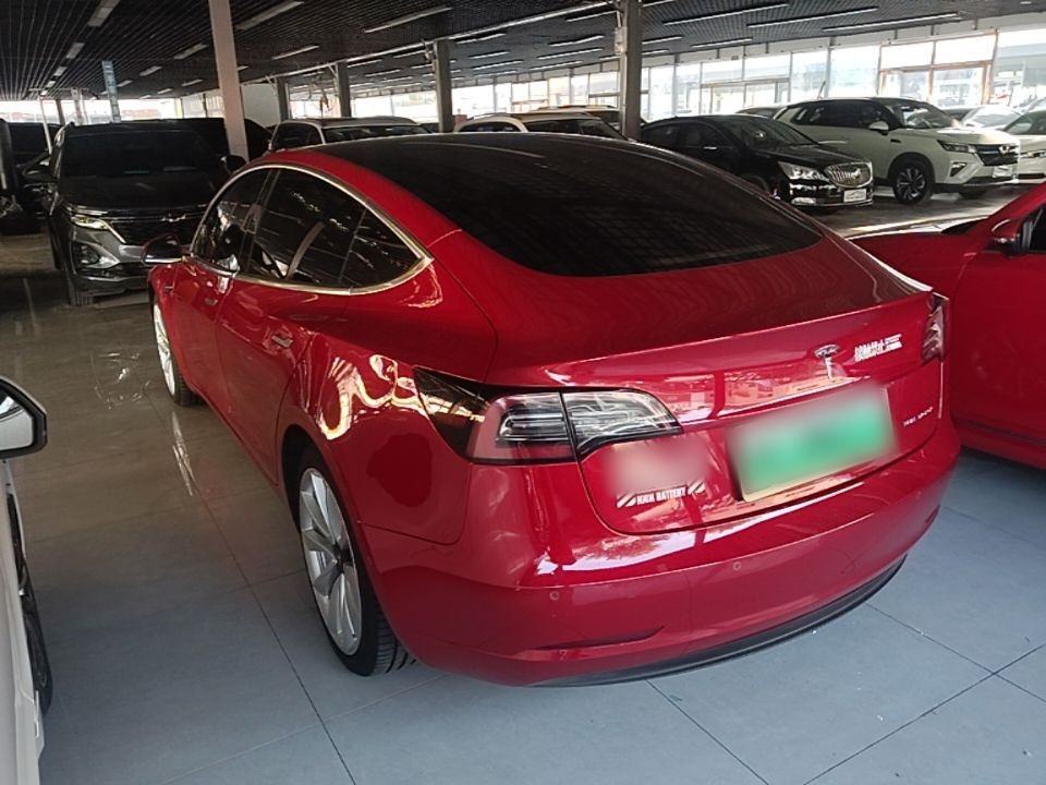 Tesla Model 3 (Import) - фото 3